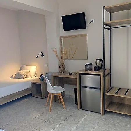 Grapevines Hotel 4*